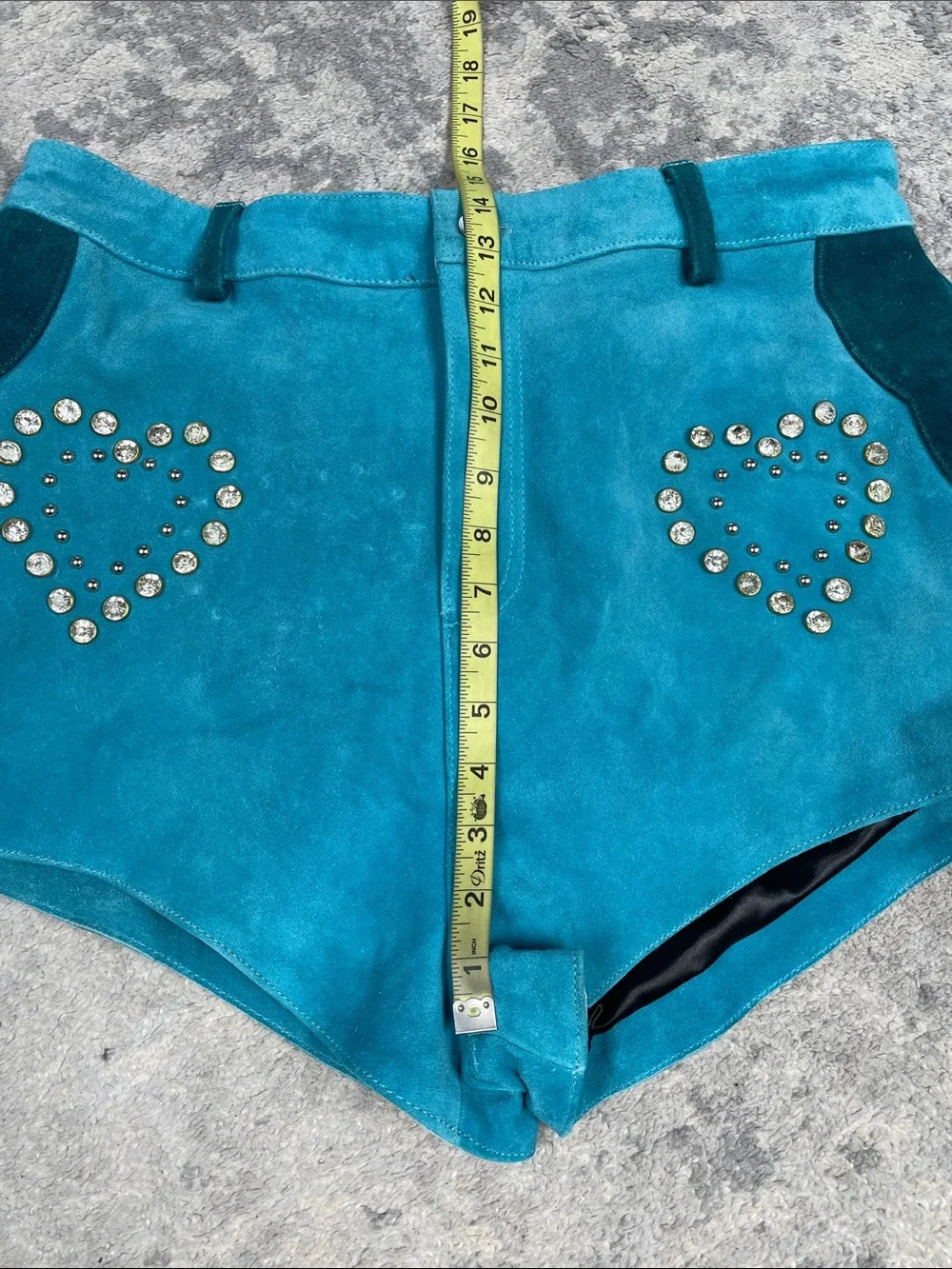 Understated Leather Wanted Shorts Suede Rhinestone Heart Fringe Booty Shorts XL